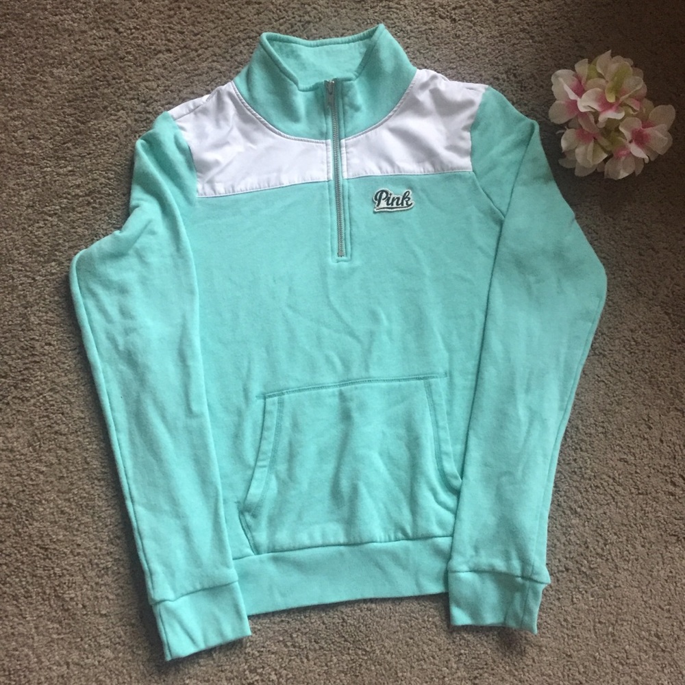 🌼PINK Victoria Secret Pull Over